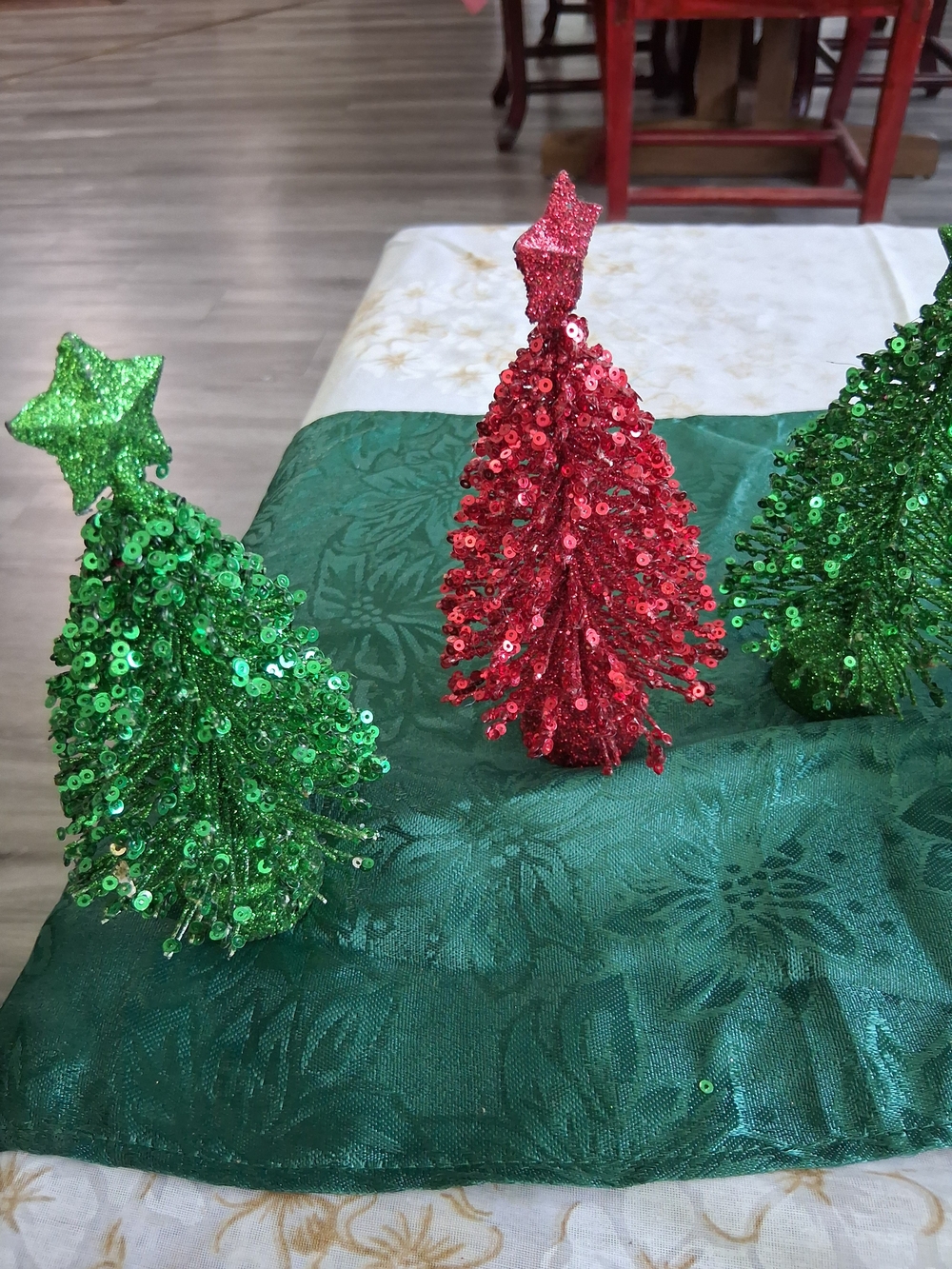 Holiday Sequin Mini Tree - Red And Green